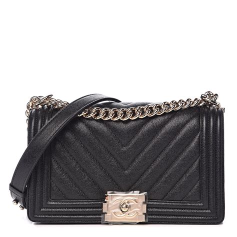 chanel boy chevron medium black